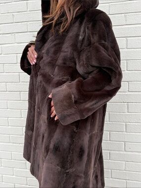 Vintage Genuine Sheared Beaver Fur Coat Dark Brown Luxury 3/4 Length Coat